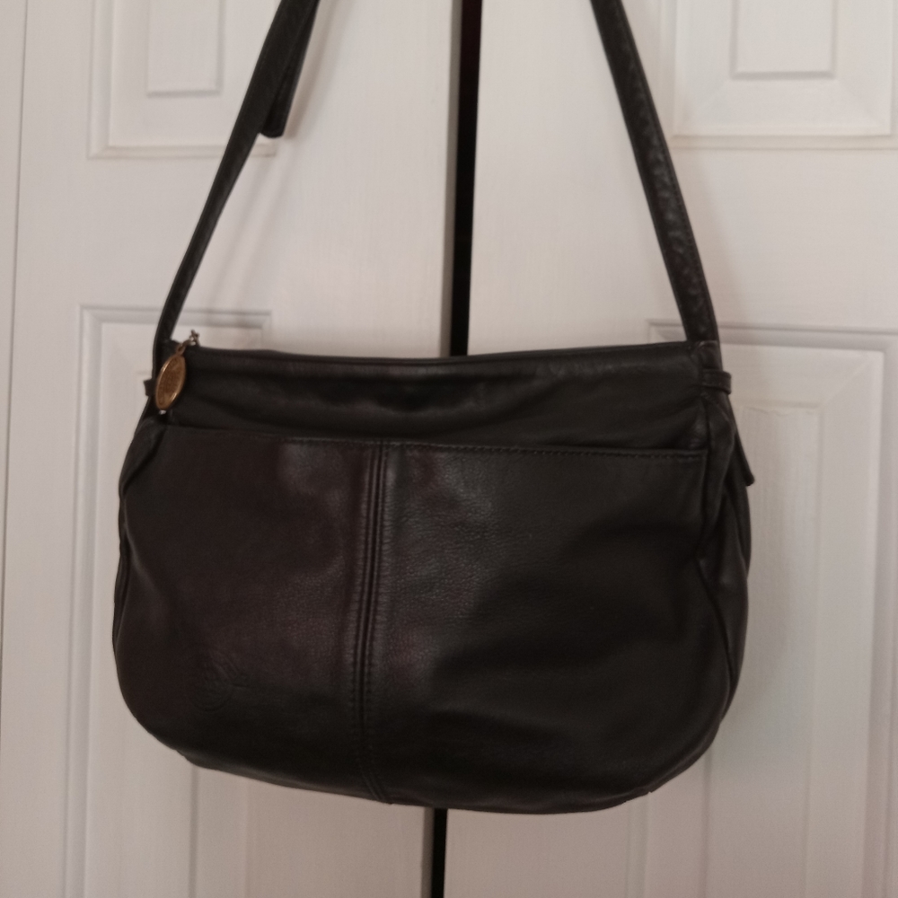Black Stone Mountain sholder bag